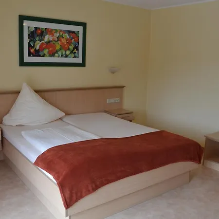 Ξενοδοχείο Weinhotel Platz 3*