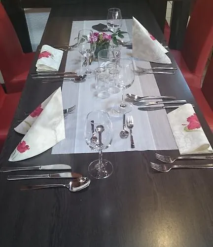 Weinhotel Platz 3* Tréveris